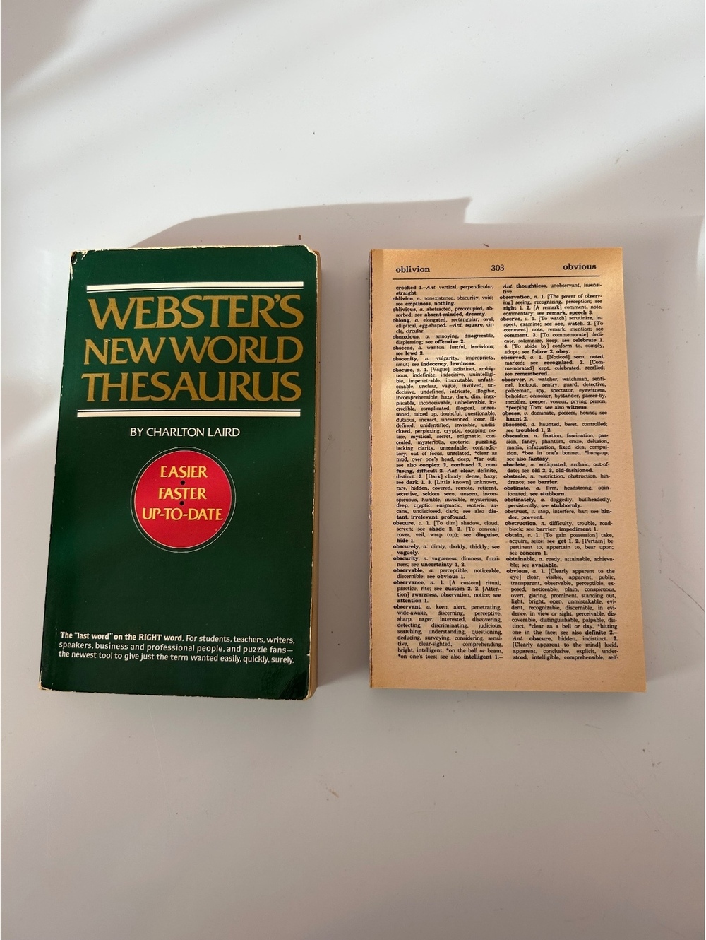 Webster's New World Thesaurus paperback